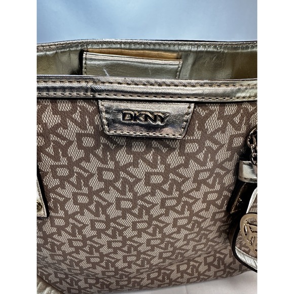 DKNY Repeat Gold Tote Bag Purse Beige w/ Brown Monogram in excellent cond 1990's - Picture 6 of 12